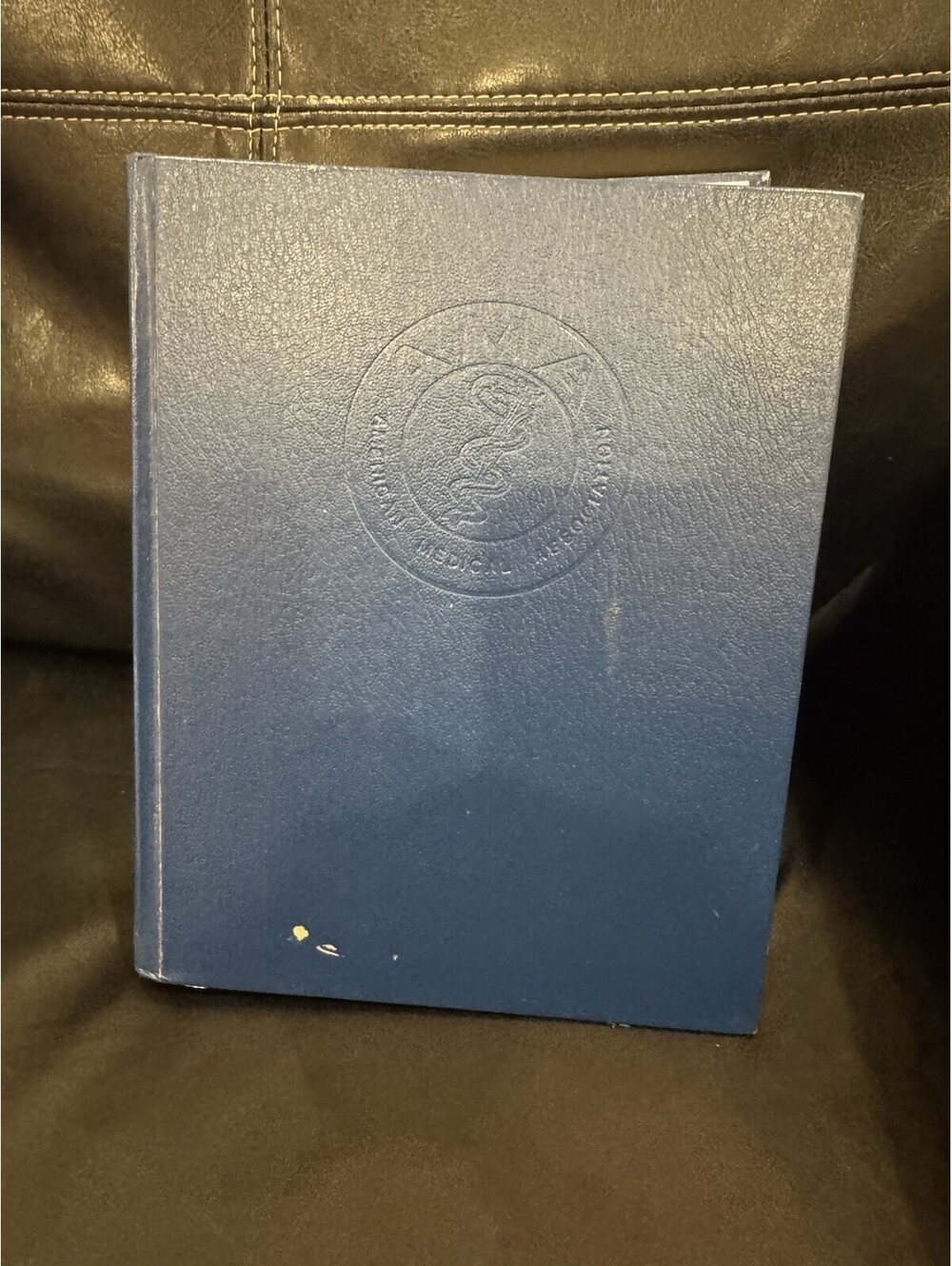 Vintage The American Medical Association Family Medical Guide Hardback 1982